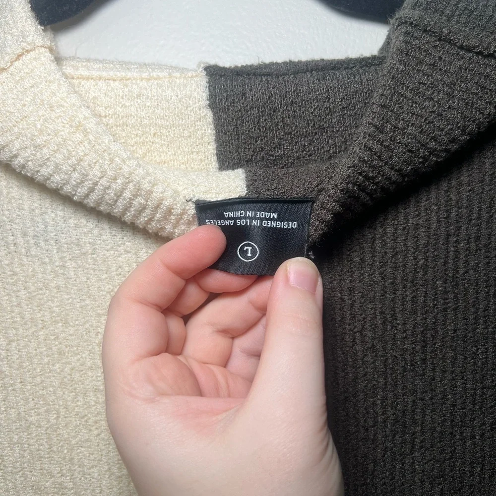 Two-Tone Black and Cream Women's Sweater - Picture 4 of 4